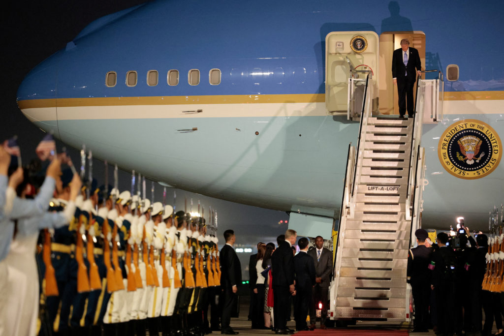 2026 05 13T133318Z 791413120 RC2C8LAN0N9Y RTRMADP 3 CHINA USA TRUMP ARRIVAL 1024  215 683 jpg