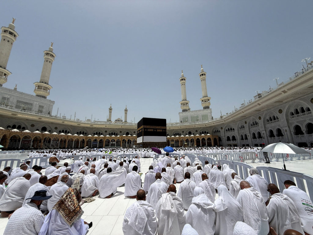 2026 05 22T111242Z 150295853 RC29ELAFRSDN RTRMADP 3 SAUDI HAJJ NOON PRAYERS 1024  215 768 jpg