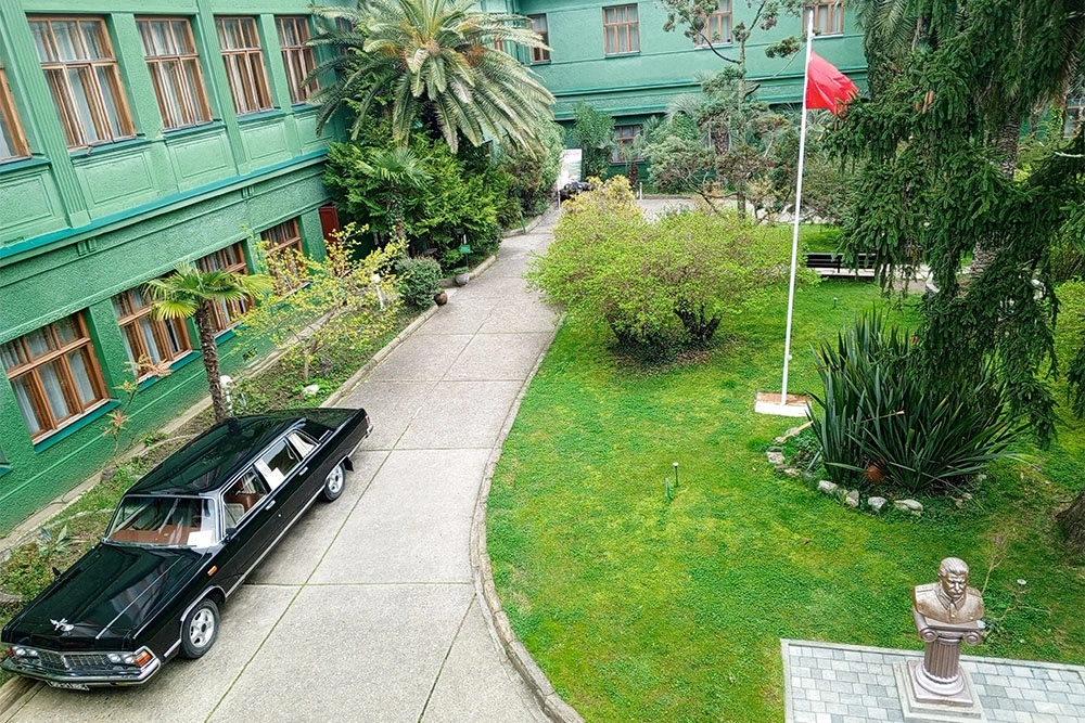 27 1 4d9 jpg