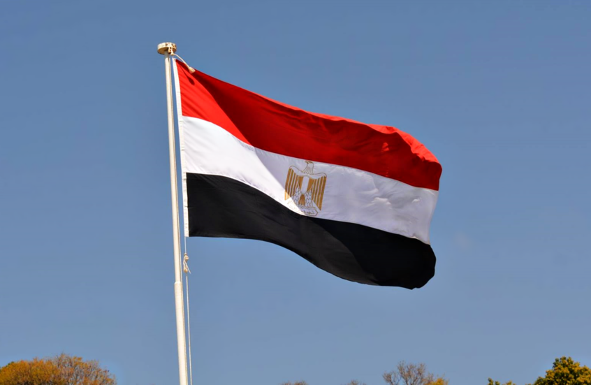 تحركات مصرية لاحتواء التصعيد بين أمريكا وإيران