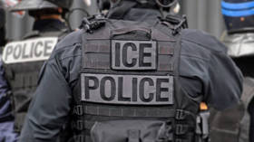 يقوم ترامب بطرح العلامة التجارية الجديدة من Ice إلى Nice