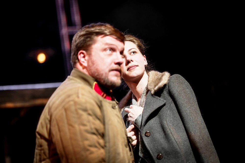 9p 2k teatr 111 43c jpg
