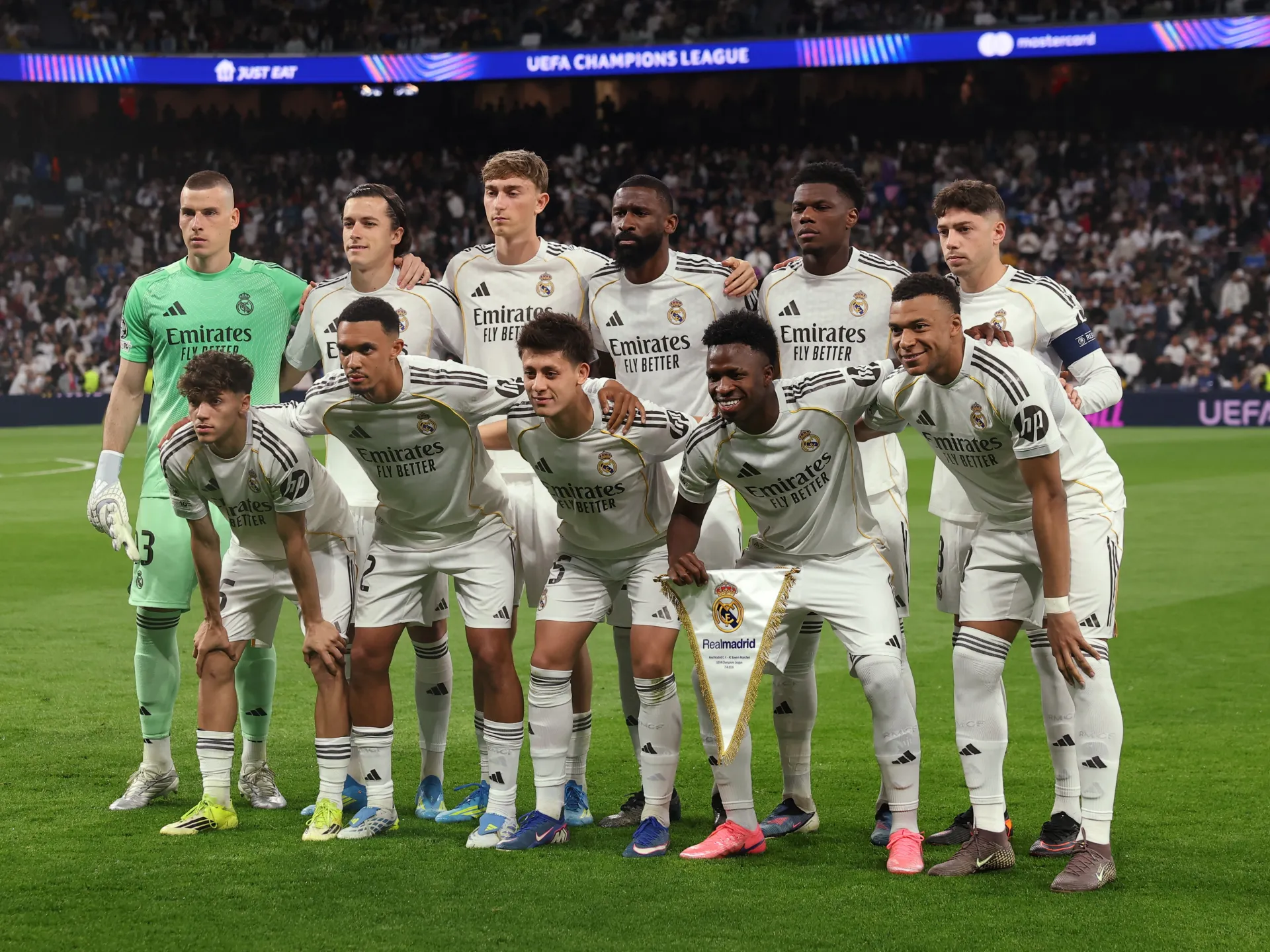 A FCB 1775842254 jpg