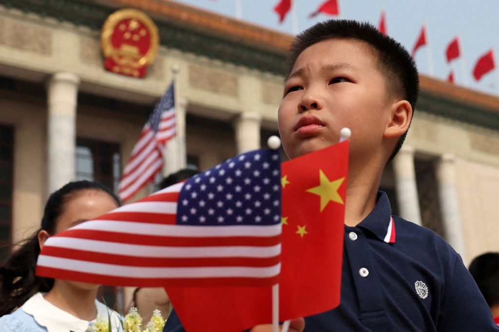 TrumpinChina3 1024  215 682 jpg