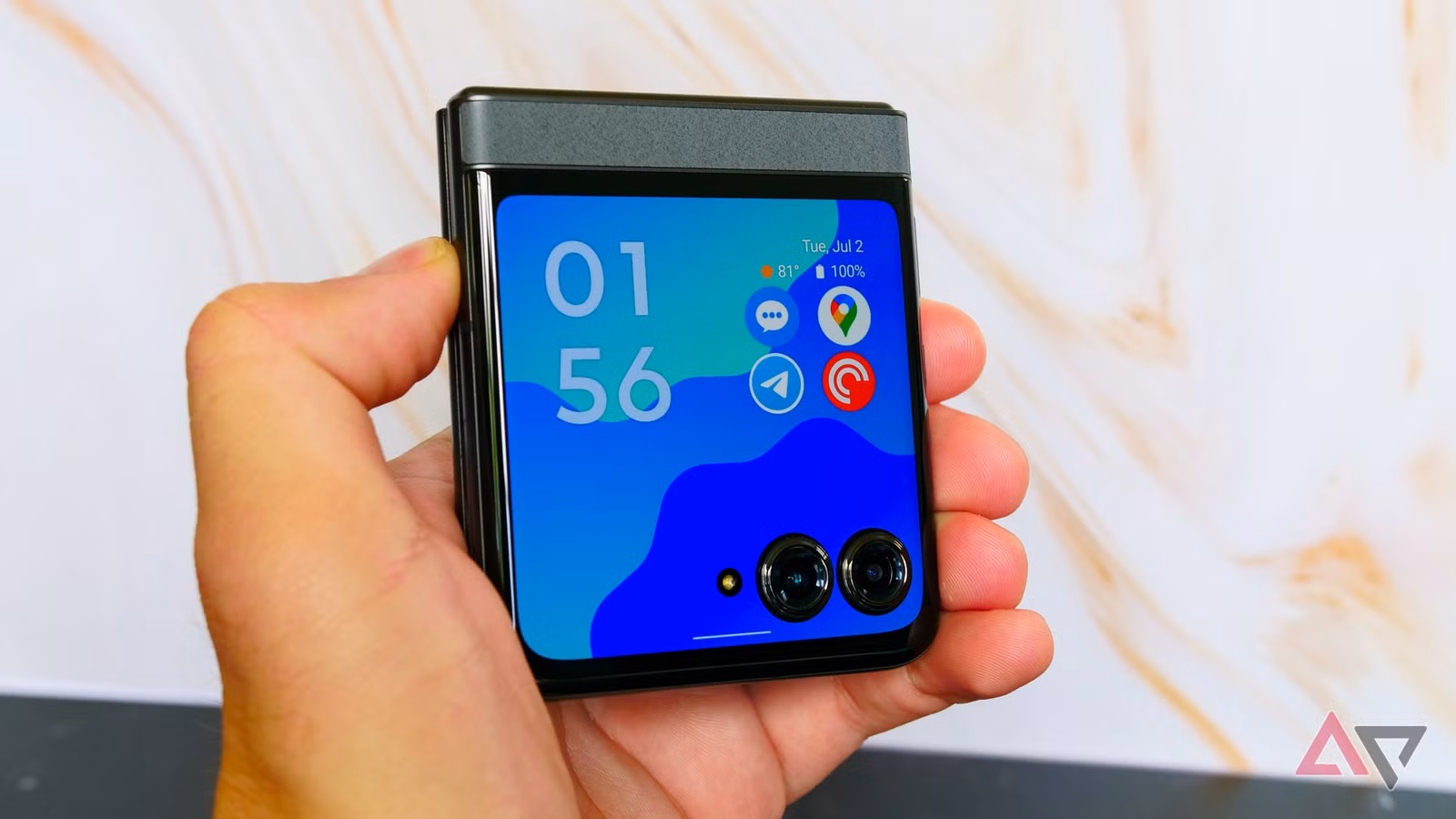 motorola razr 2024 review 08 jpg