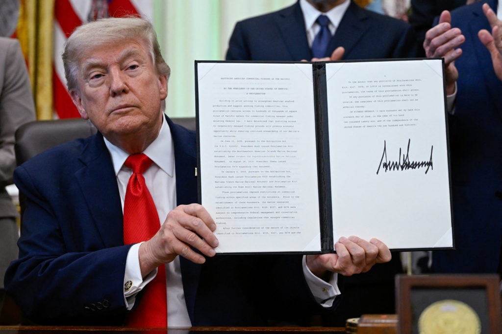 2026 06 11T211115Z 1536226131 RC2VRLAOPIY2 RTRMADP 3 USA TRUMP 1024  215 683 jpg