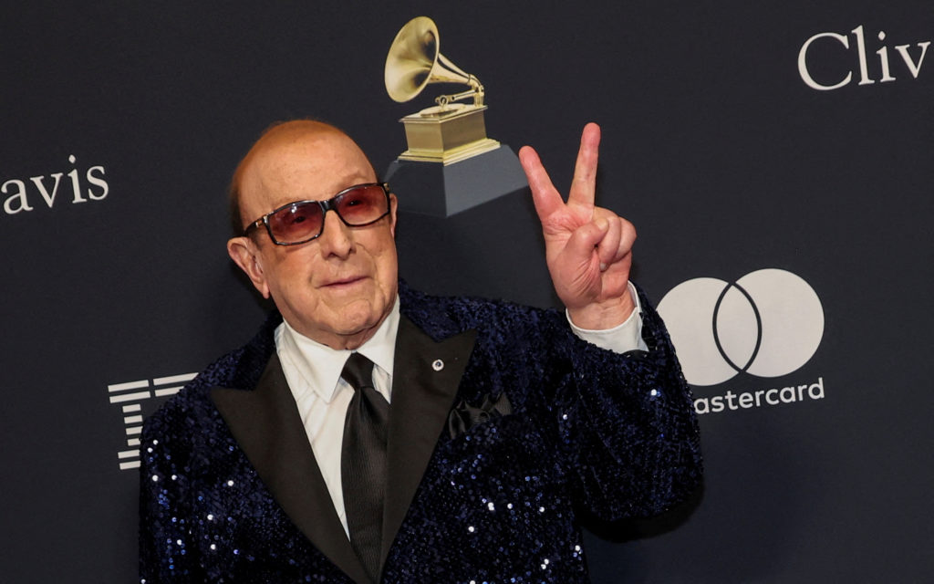2026 06 22T162218Z 267635841 RC2FV5AVR7VK RTRMADP 3 PEOPLE CLIVE DAVIS 1024  215 640 jpg