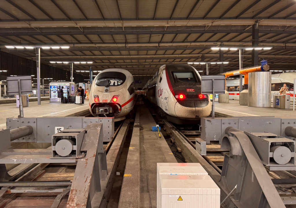 2026 06 23T213012Z 1949986788 RC2XZLAKPFS1 RTRMADP 3 GERMANY RAIL OUTAGE 1024  215 720 jpg