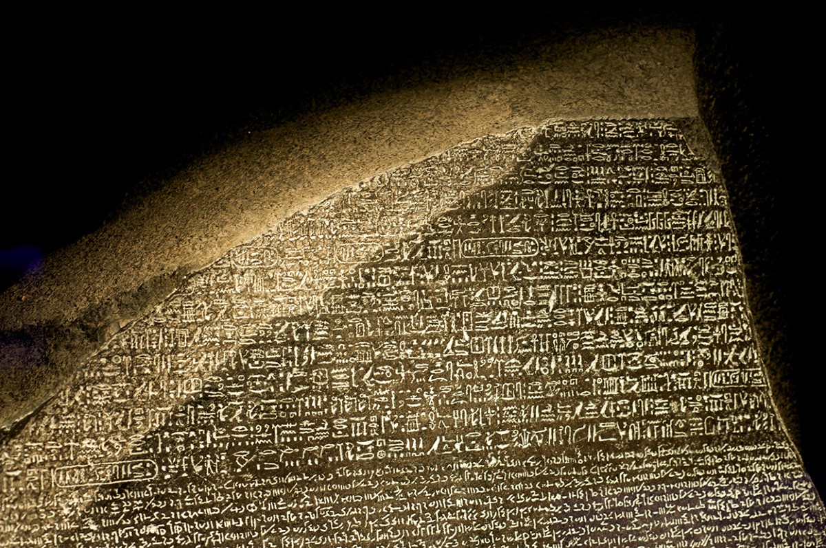 لقد تحدثت البشرية بآلاف اللغات في فجر الزراعة، والآن ضاع الكثير منها
