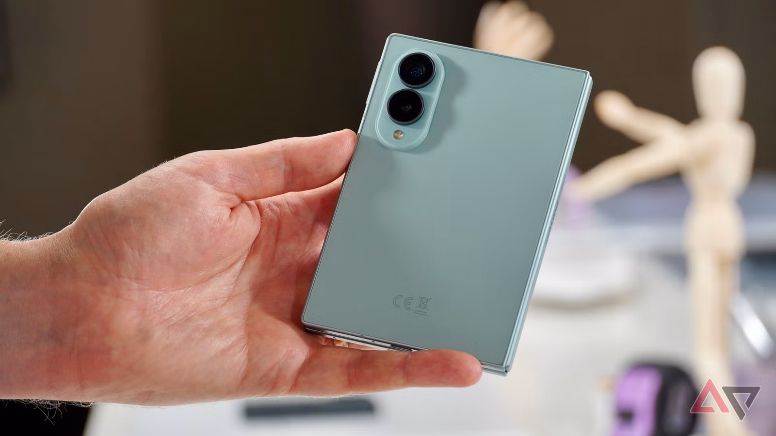 1785267022 samsung galaxy z fold 8 back exclusive JPG