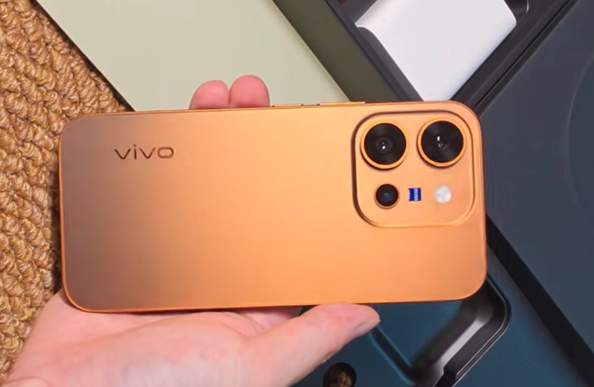 Vivo تعلن عن هاتفها الجديد