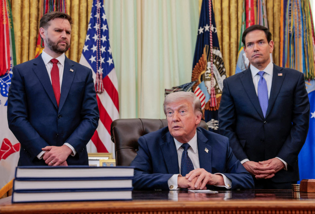 2026 06 26T010610Z 1536364389 RC29VKATMXP1 RTRMADP 3 ISRAEL CRISIS RUBIO VANCE 1024  215 698 jpg