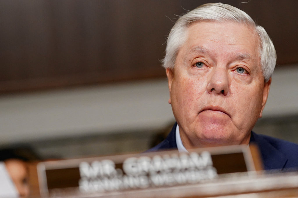 2026 07 12T063707Z 11944035 RC24T5A3EOCX RTRMADP 3 PEOPLE LINDSEY GRAHAM 1024 215 683 jpg