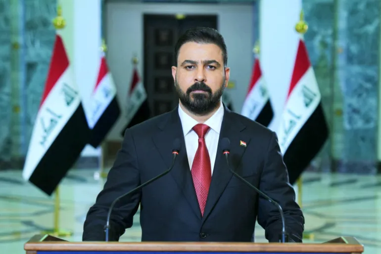 صورة من الملف: رئيس الوزراء العراقي علي الزيدي يلقي خطابًا متلفزًا بعد توليه منصبه، في بغداد، العراق في 16 مايو 2026. المكتب الإعلامي لرئيس الوزراء العراقي / نشرة عبر محرري تنبيه رويترز – تم تقديم هذه الصورة من قبل طرف ثالث./صورة الملف