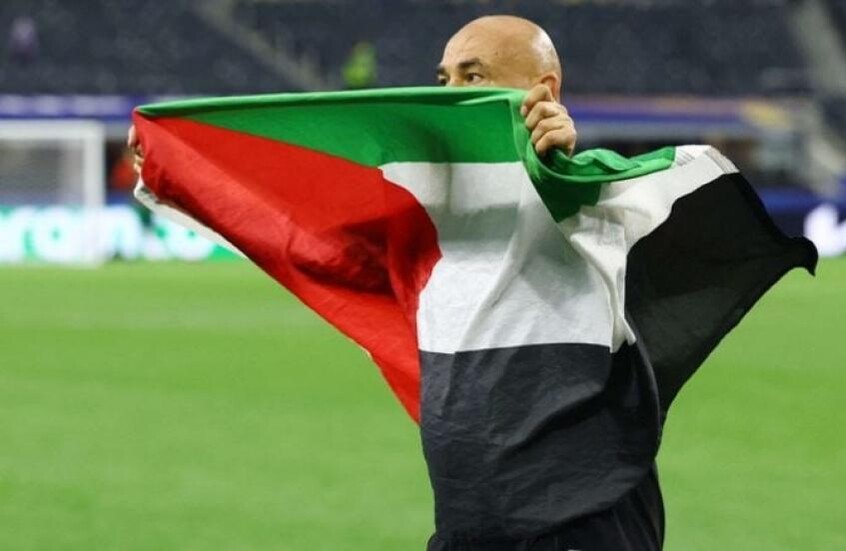 الإعلام الإسرائيلي يشتعل غضبا من احتفال حسام حسن بالعلم الفلسطيني