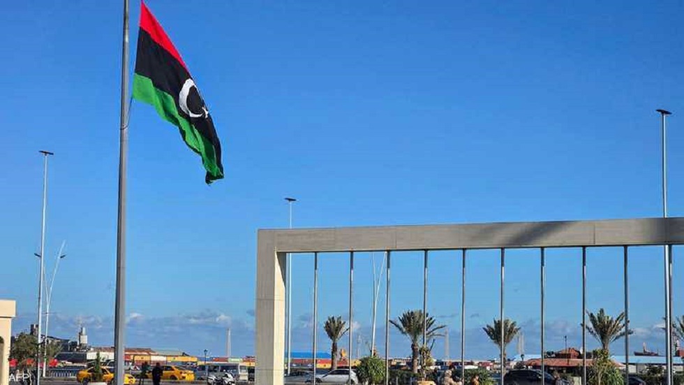 رويترز: باكستان تدخل على خط الأزمة الليبية بوساطة بين حكومتي الشرق والغرب