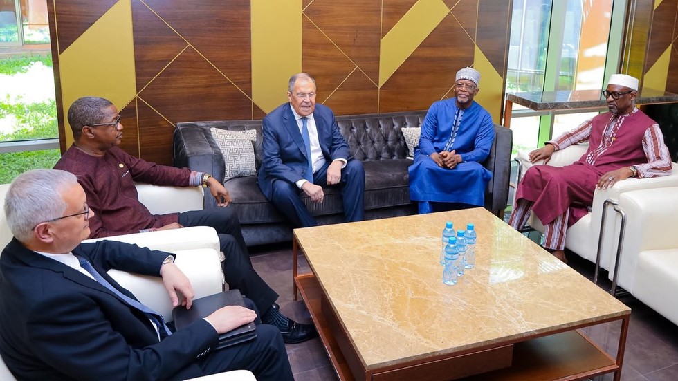 صورة مميزة: تحالف روسيا والساحل يتفقان على توسيع التعاون العسكري – RT Africa