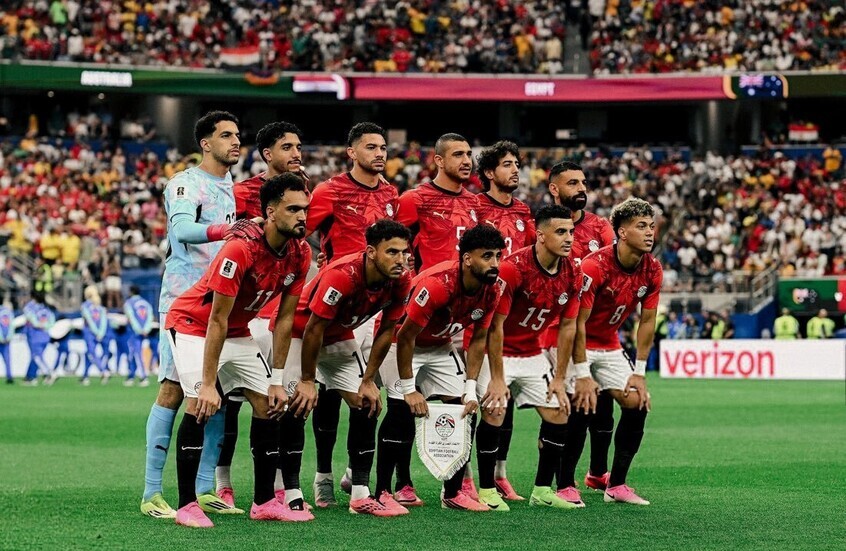 صورة مميزة: استقبال شعبي وتكريم رئاسي.. بعثة منتخب مصر تستعد للتوجه إلى العلمين