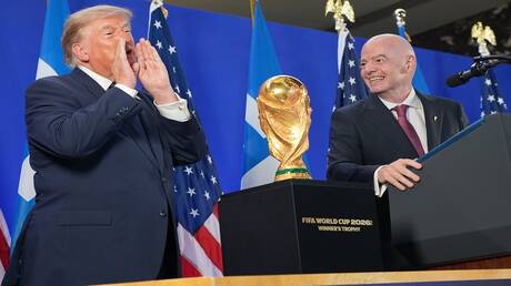 ترامب يتوقع بطل كأس العالم 2026.. يختار أفضل 3 لاعبين في التاريخ (فيديو)
