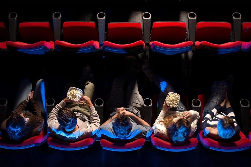7p centr kino f88 jpg