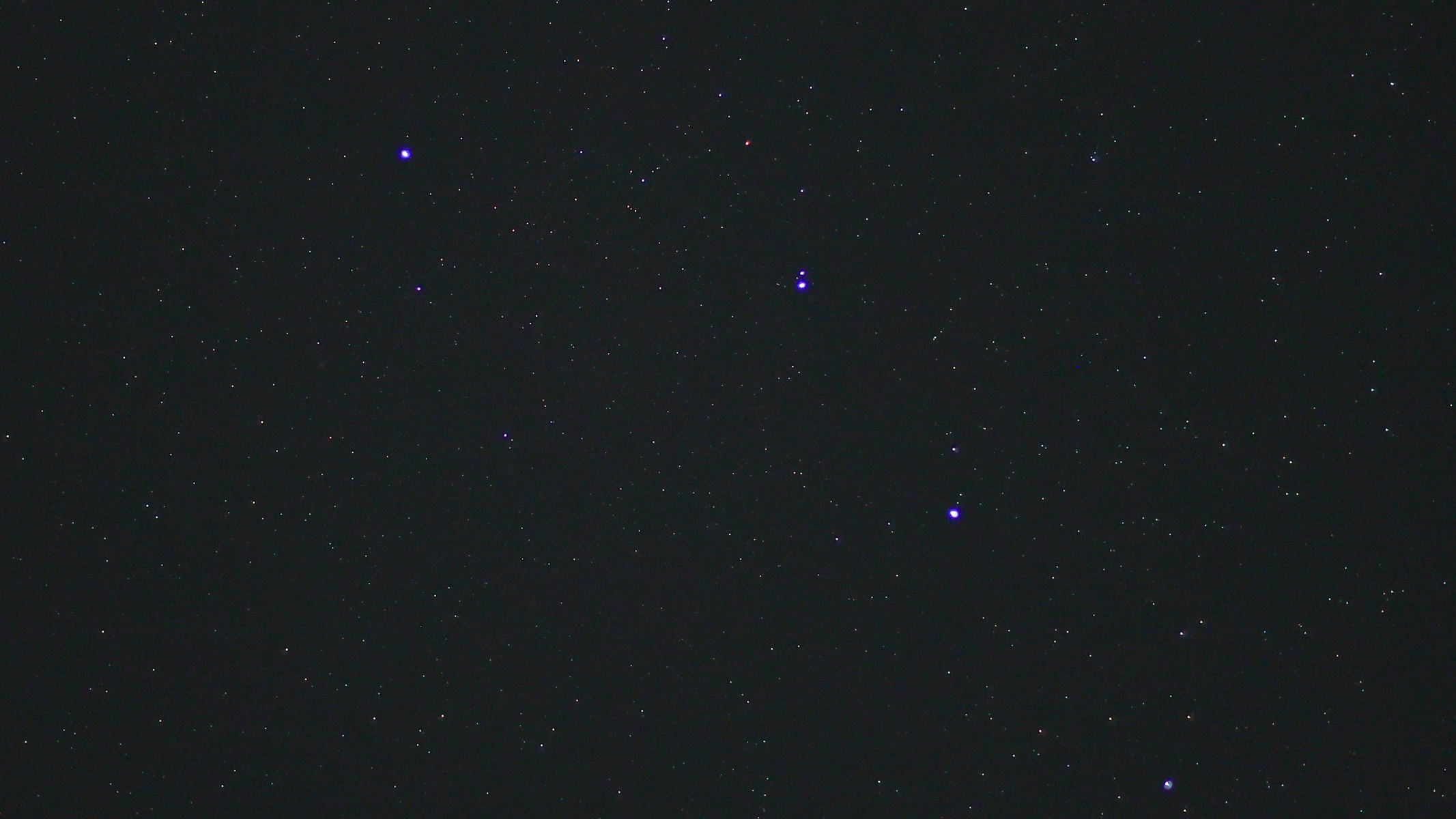 The stars Mizar and Alcor with the handle of the Big Dipper, as imaged by the Canon EOS R6 III.