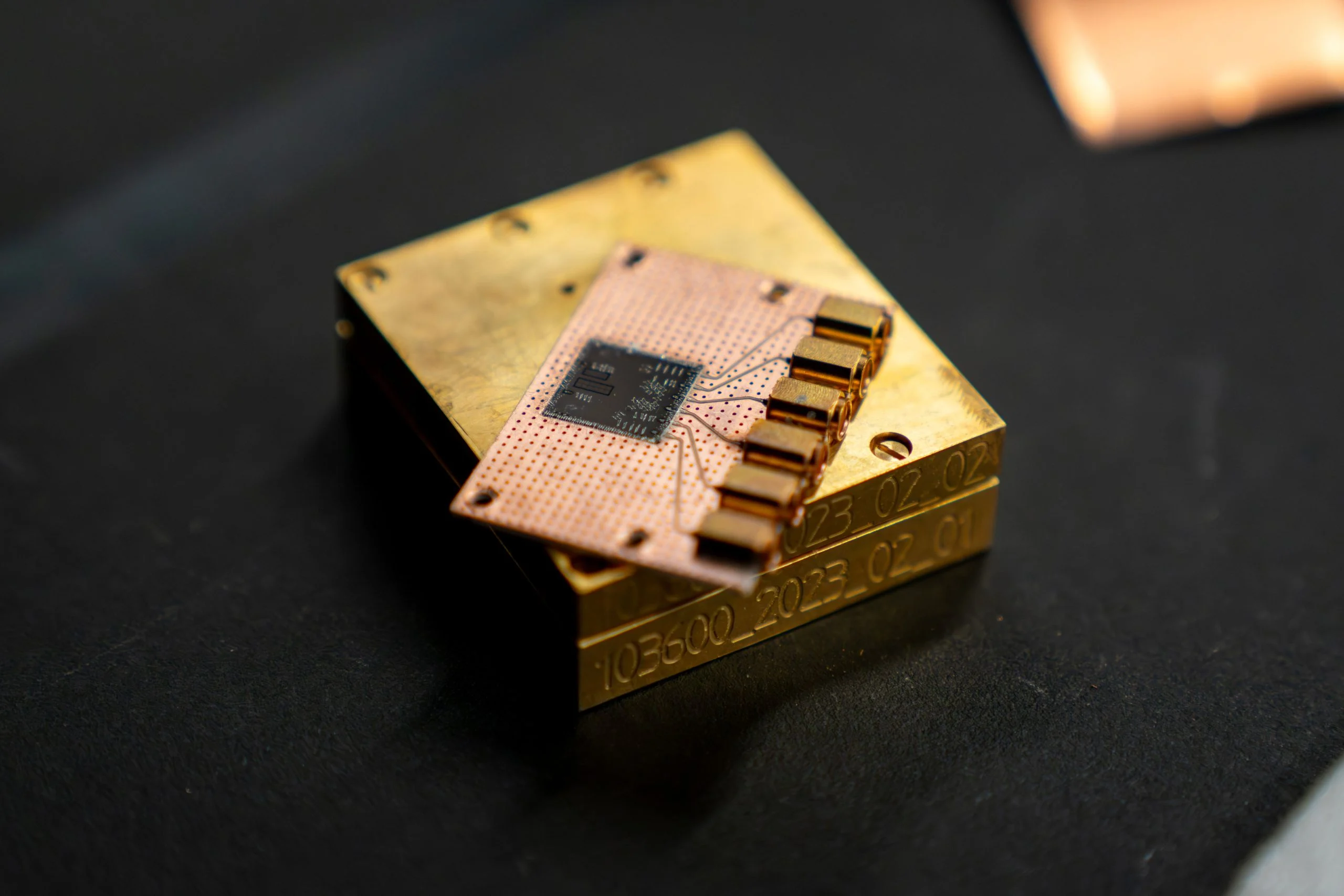 Quantum Bath Chip for Entanglement scaled jpg