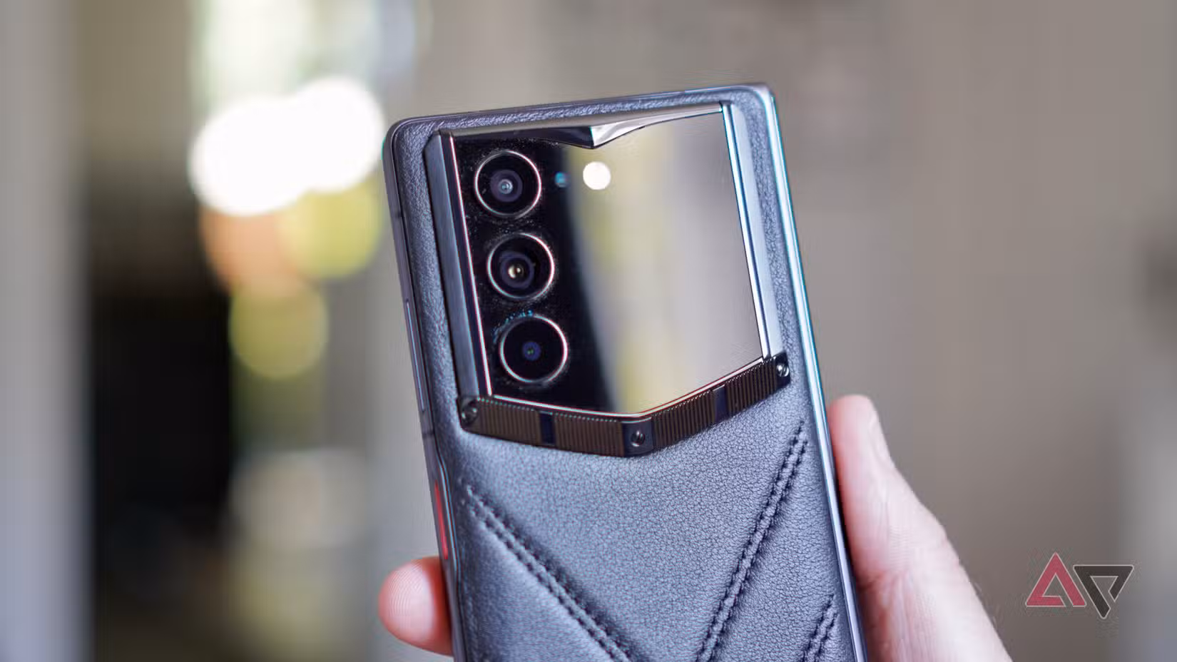 The Vertu Alphafold's camera