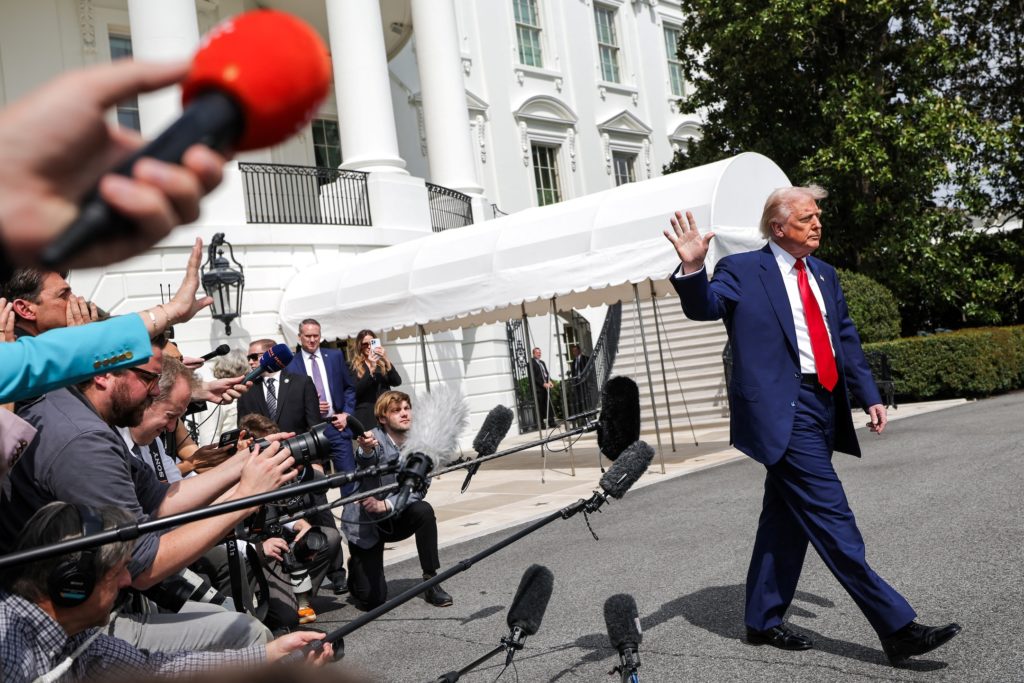 whitehouse 1024  215 683 jpg