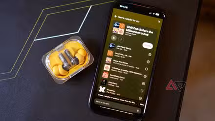 استخدام ميزة قائمة التشغيل AI في تطبيق YouTube Music
