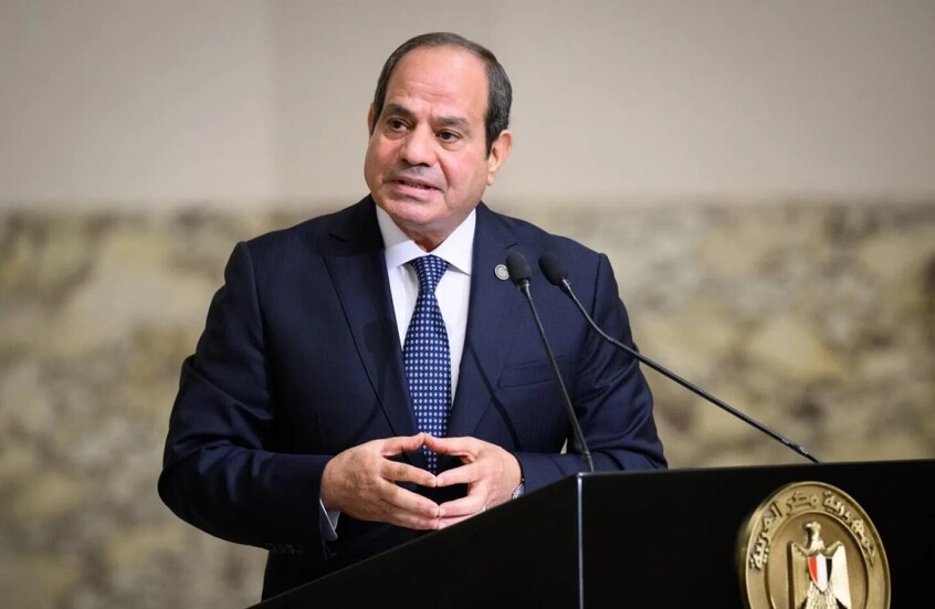 مصر.. اختطاف فتاة أمام المارة في الشارع يثير جدلا (فيديو)