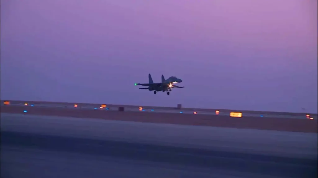 «نسور الحضارة-2026».. رافال المصرية في مواجهة تدريبية مع J-16 الصينية