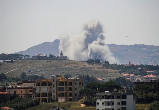قصف مدفعي يستهدف بلدة المنصوري وحرق منازل في بلدة رب ثلاثين - Shafaqna Lebanon