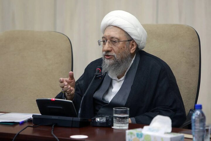 رئيس مجمع تشخيص مصلحة النظام: إيران لن تتراجع عن مضيق هرمز