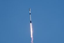 SpaceX تطلق 24 قمرا صناعيا من طراز Starlink إلى المدار من كاليفورنيا (فيديو)