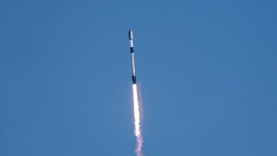 SpaceX تطلق 24 قمرا صناعيا من طراز Starlink إلى المدار من كاليفورنيا (فيديو) SpaceX تطلق 24 قمرا صناعيا من طراز Starlink إلى المدار من كاليفورنيا (فيديو)