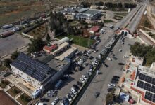 سوريا.. ازدحام لدى إغلاق معبر إعزاز وسط مخاوف المواطنين على بضائعهم