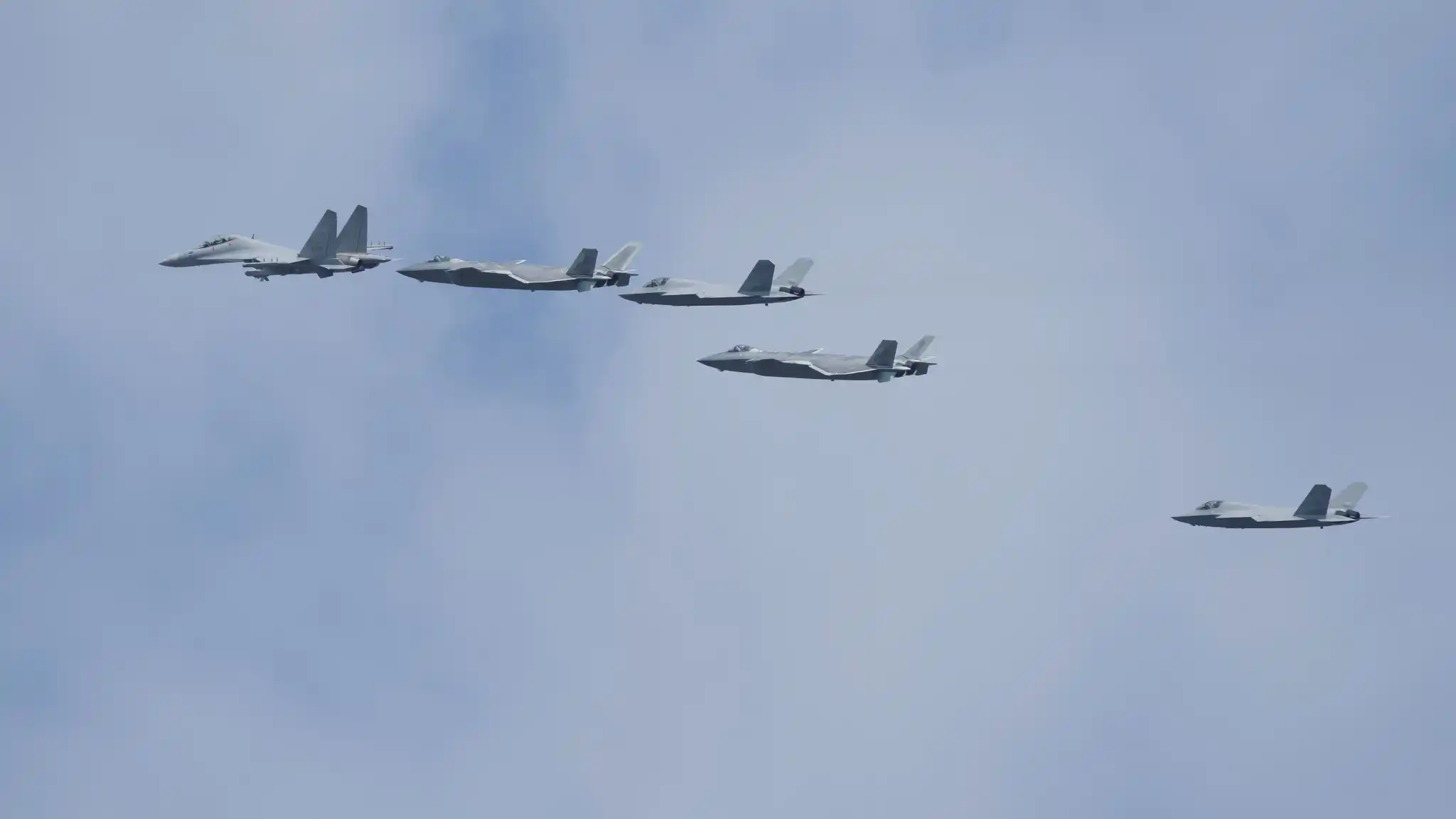 J-16D.. سلاح الصين السري لإخماد رادارات العدو وفتح الطريق أمام المقاتلات