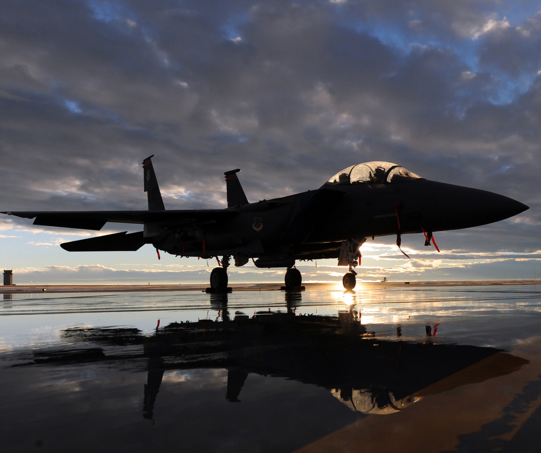 القوات الجوية تمنح بوينغ عقدًا بقيمة 131 مليار دولار لإنتاج وتحديث طائرات F-15