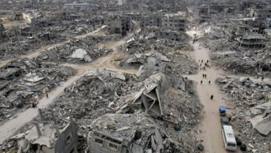 إعلام عبري: نتنياهو وكاتس يوجهان ببدء إنشاء بنى تحتية لمدينة جديدة شرق رفح إعلام عبري: نتنياهو وكاتس يوجهان ببدء إنشاء بنى تحتية لمدينة جديدة شرق رفح