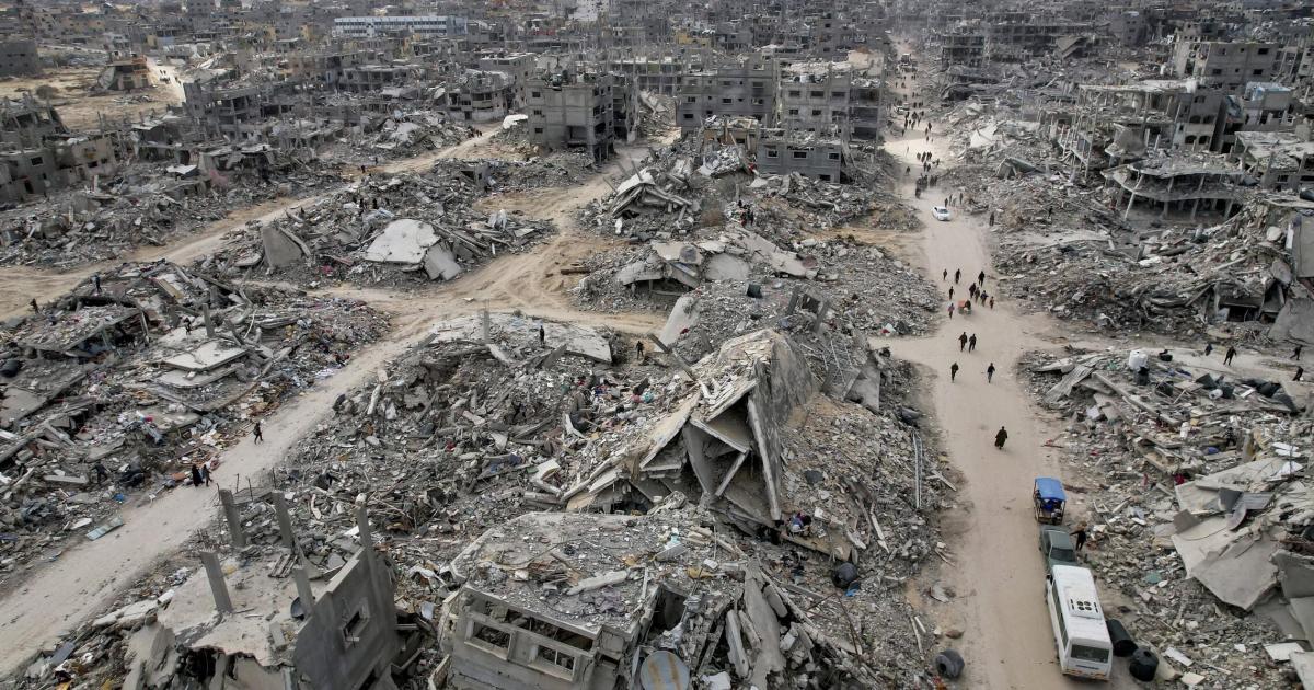 إعلام عبري: نتنياهو وكاتس يوجهان ببدء إنشاء بنى تحتية لمدينة جديدة شرق رفح - صورة مميزة صورة مميزة: إعلام عبري: نتنياهو وكاتس يوجهان ببدء إنشاء بنى تحتية لمدينة جديدة شرق رفح