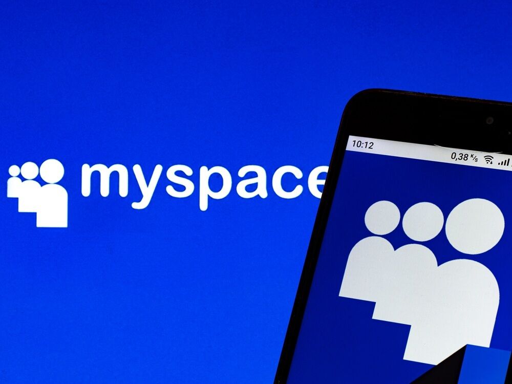 صورة مميزة: MySpace من جديد؟.. أشهر منصات التواصل في الماضي تلمّح إلى العودة