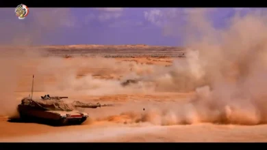 الجيش المصري ينفذ تدريبًا استراتيجيًا لتعزيز جاهزية الجيش الثاني الميداني (فيديو)