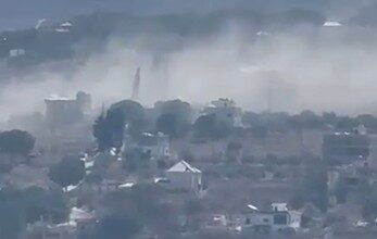 بالفيديو | قصف إسرائيلي يستهدف بلدة بني حيان جنوب لبنان بالفيديو | قصف إسرائيلي يستهدف بلدة بني حيان جنوب لبنان
