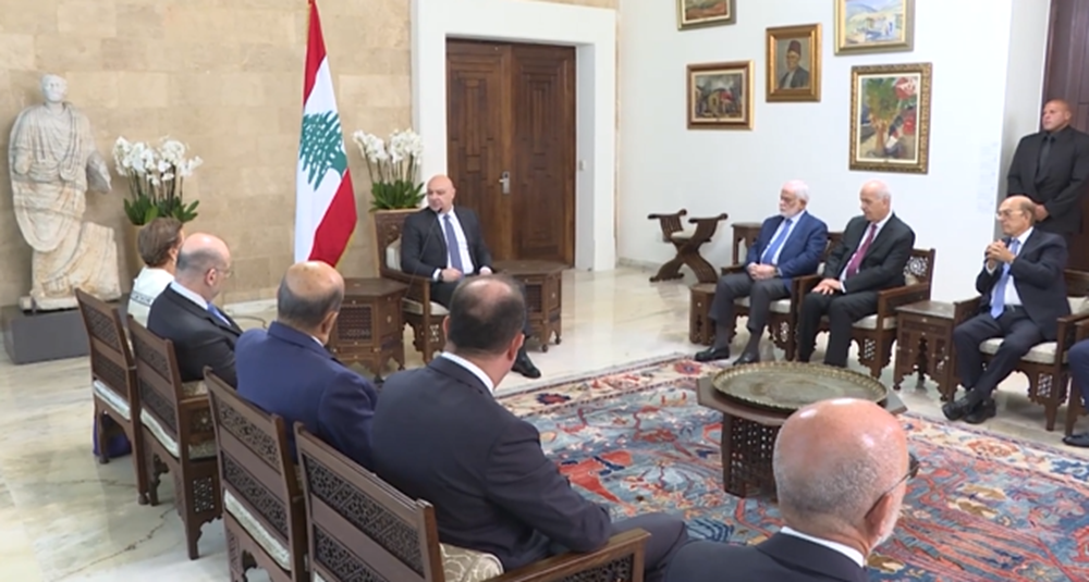 صورة مميزة: بعبدا تتابع مسار المفاوضات…الانسحاب والأسرى والإعمار أولويات المرحلة