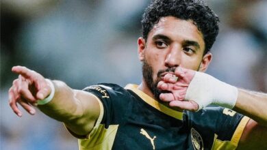 توتنهام يتوصل إلى اتفاق مع مانشستر سيتي بشأن ضم مرموش