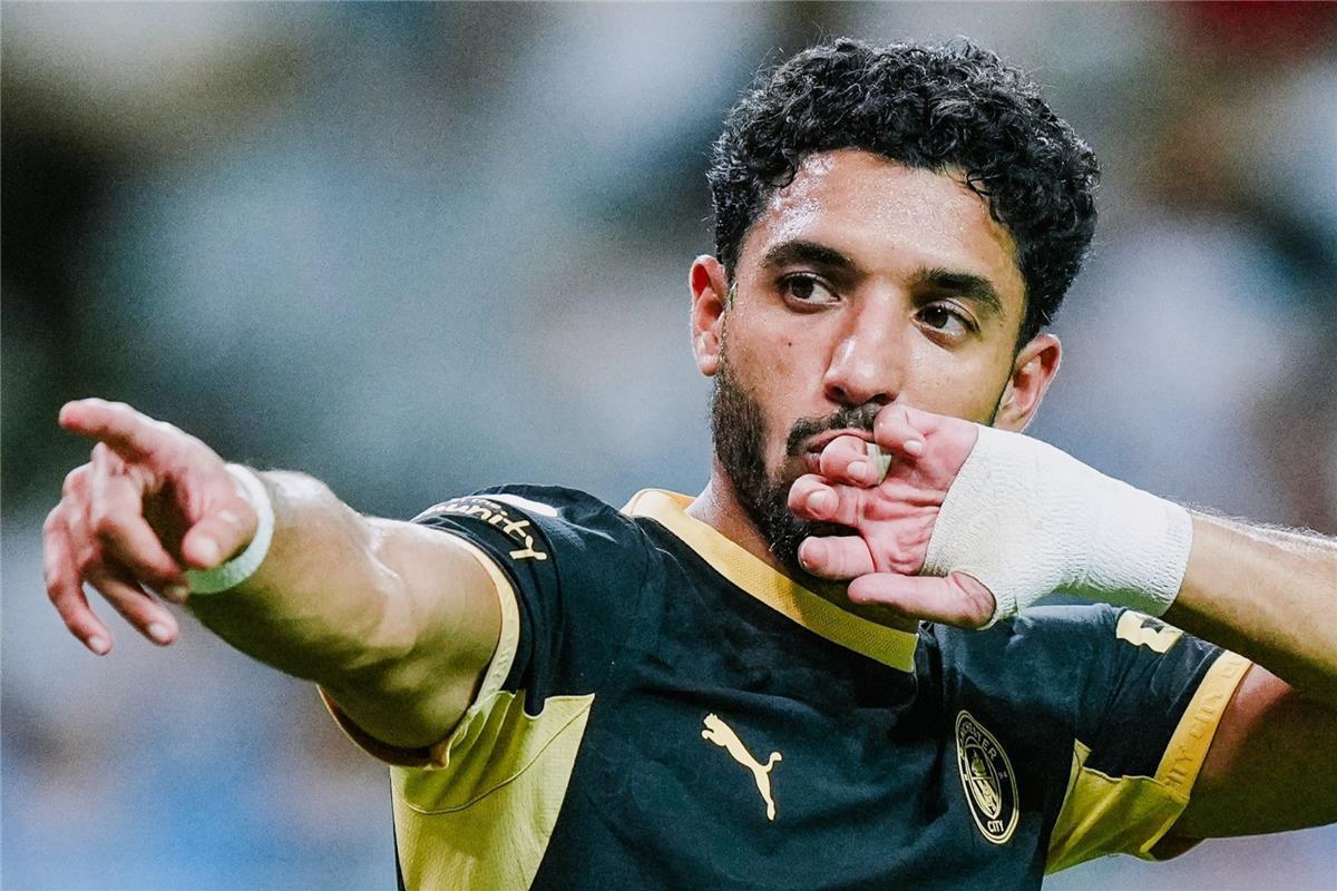توتنهام يتوصل إلى اتفاق مع مانشستر سيتي بشأن ضم مرموش