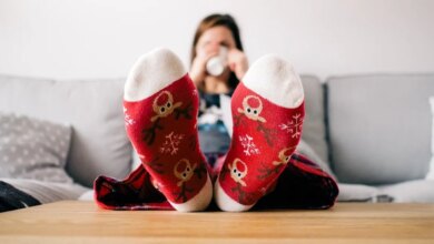 في اليوم العالمي للكسل.. أجّل عمل اليوم إلى الغد ولا تغادر الأريكة | أسلوب حياة في اليوم العالمي للكسل.. أجّل عمل اليوم إلى الغد ولا تغادر الأريكة | أسلوب حياة