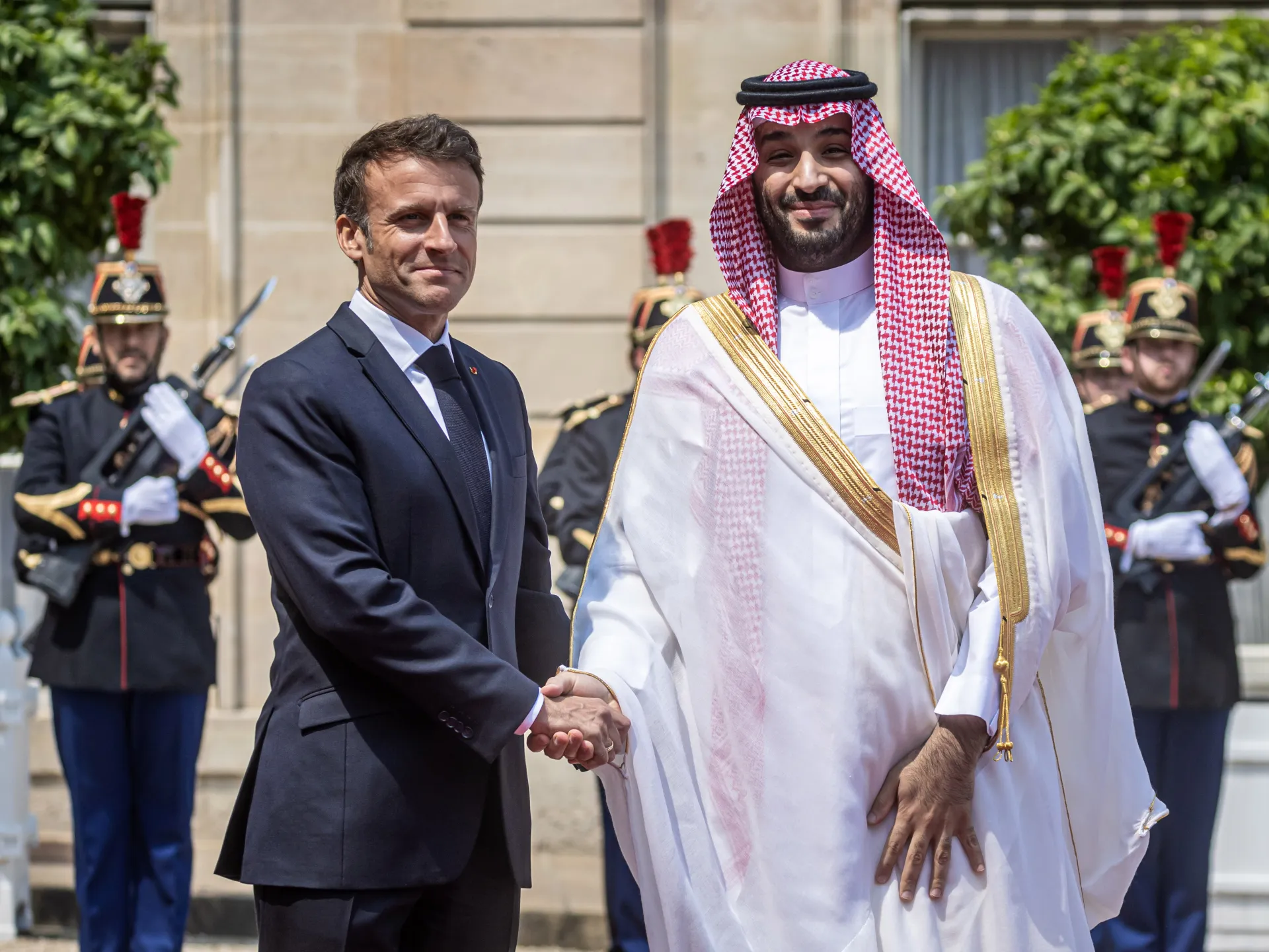 ولي العهد السعودي يزور باريس بدعوة من ماكرون | أخبار