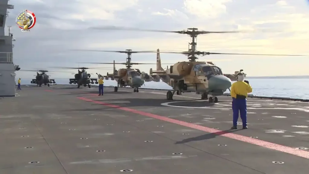 روسيا تعرض النسخة المطوّرة من المروحية الهجومية الثقيلة Ka-52E في معرض العلمين 2026 روسيا تعرض النسخة المطوّرة من المروحية الهجومية الثقيلة Ka-52E في معرض العلمين 2026