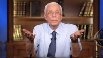 مصر.. طبيب شهير يطرح التبرع بأعضاء المحكوم عليهم بالإعدام قبل تنفيذ الحكم